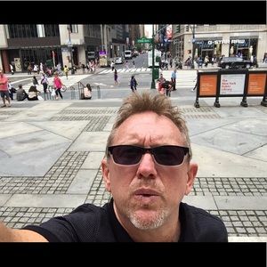 Meet your Posher, Robert